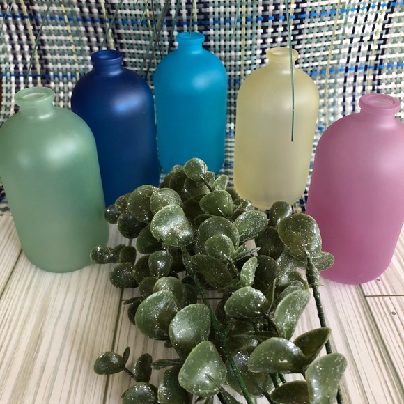 5/$10  Dandelion Cornflower Yellow Frosted Sea Glass Bottle - Picture 2 of 2